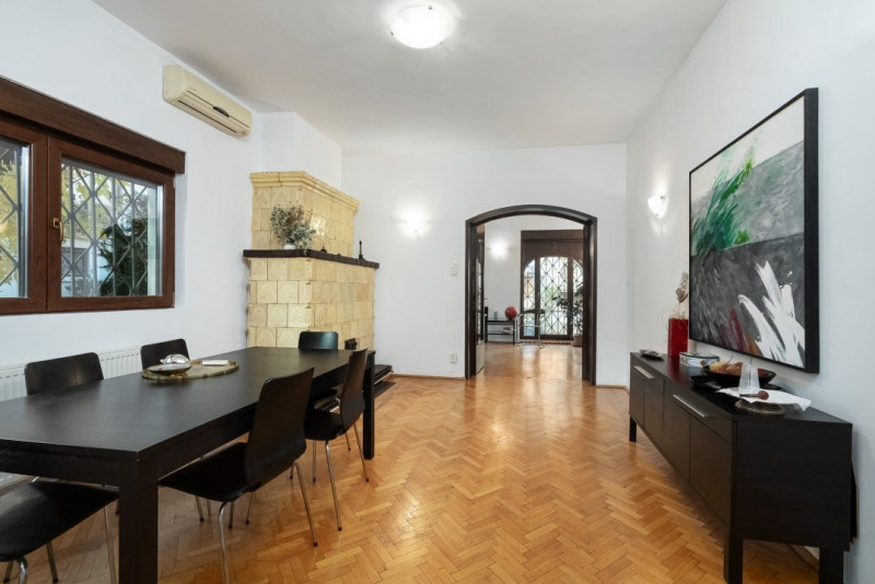 Bijuterie arhitecturală în cartierul Primăverii - Vilă de excepție