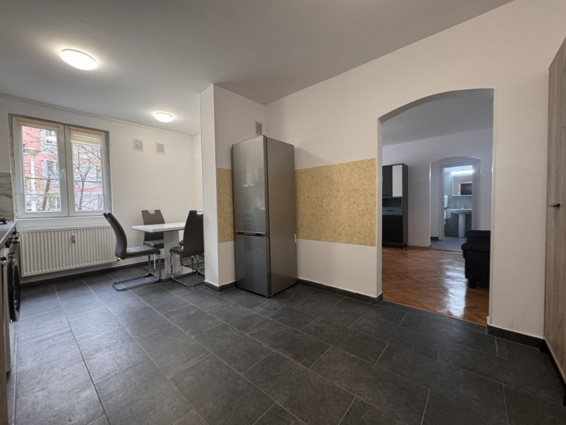 3 Camere | 63 MP | RENOVAT | PARTER ÎNALT | SĂLĂJAN – JEAN STERIADI | 114.000 E 