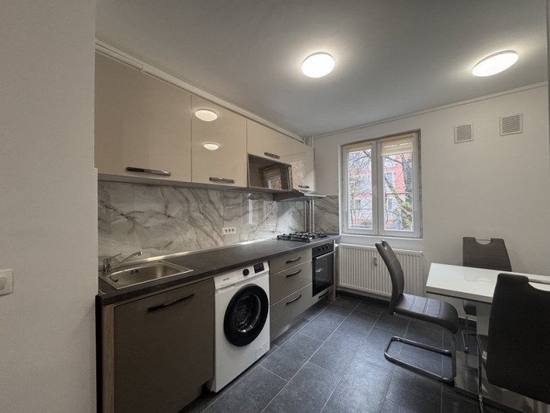 3 Camere | 63 MP | RENOVAT | PARTER ÎNALT | SĂLĂJAN – JEAN STERIADI | 114.000 E 
