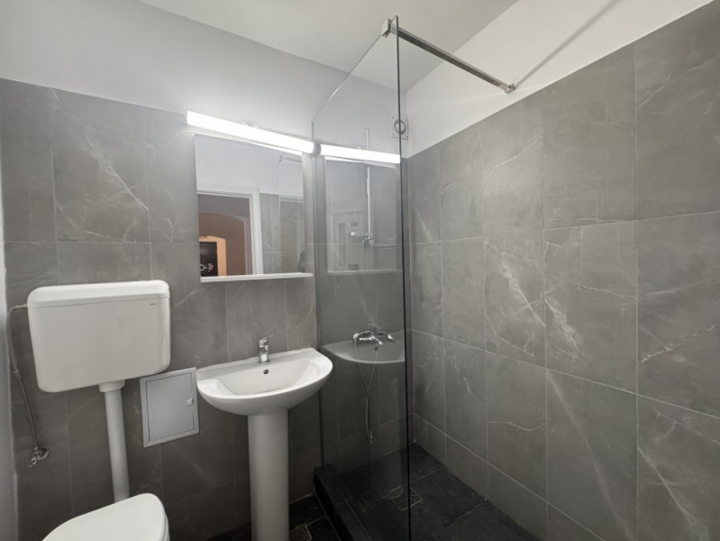 3 Camere | 63 MP | RENOVAT | PARTER ÎNALT | SĂLĂJAN – JEAN STERIADI | 114.000 E 