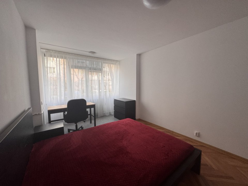 Jean Steriade / 3 camere / imobil 4 etaje / totul nou !