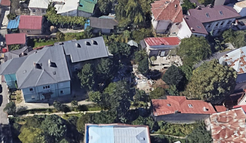 Ultracentral teren strada Icoanei