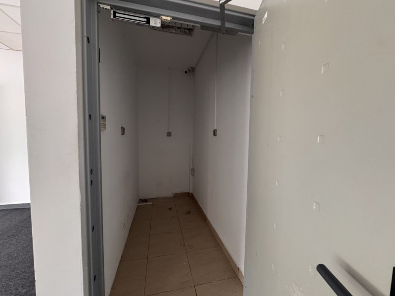 Vasile Milea - spatiu comercial / Vad Excelent / Disponibilitate imediata !