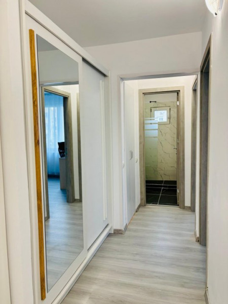 Metrou 1 Decembrie/Finisat/Prima inchiriere