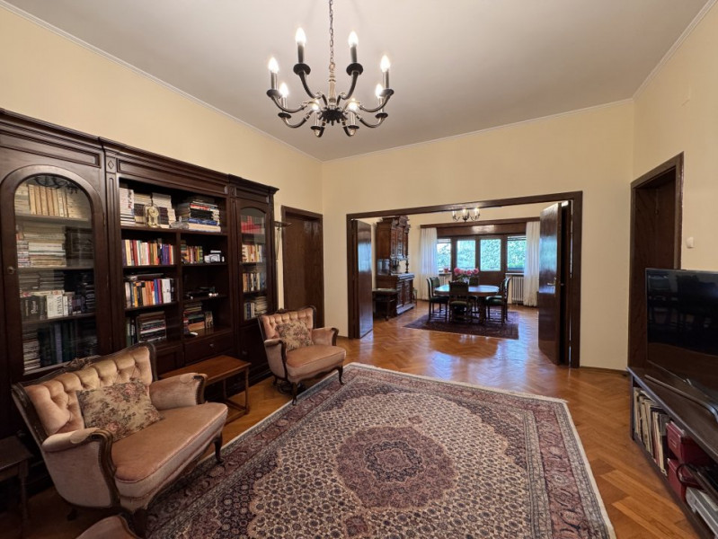 Apartament cu 4 camere, ultracentral – Maria Rosetti | 160 mp utili | Boutique !