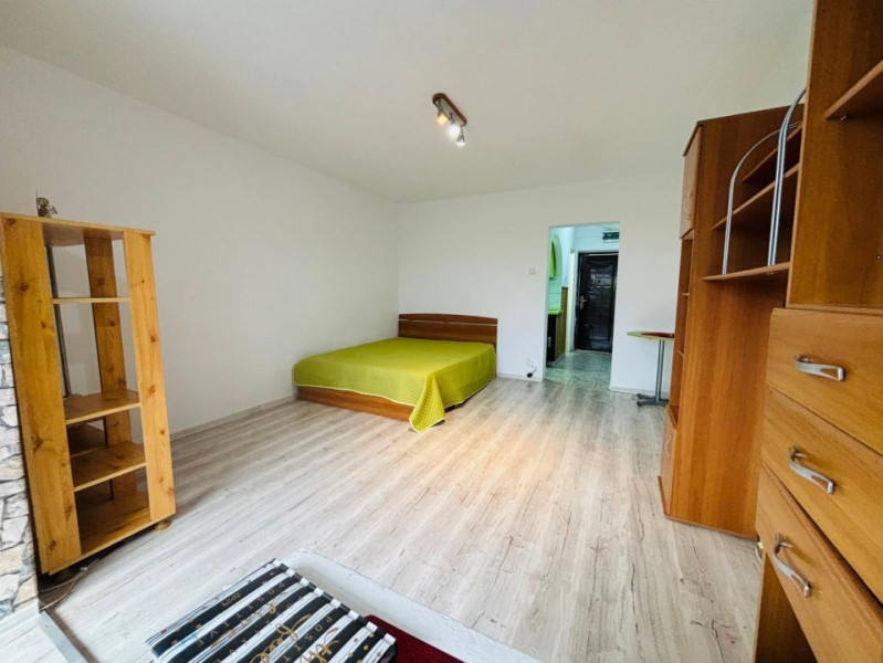 Garsoniera Costin Georgian/Stradal/Disponibilitate imediata