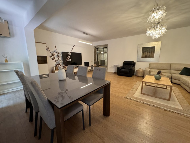 Apartament cu curte proprie de 90 mp în Herăstrău – La prima închiriere!