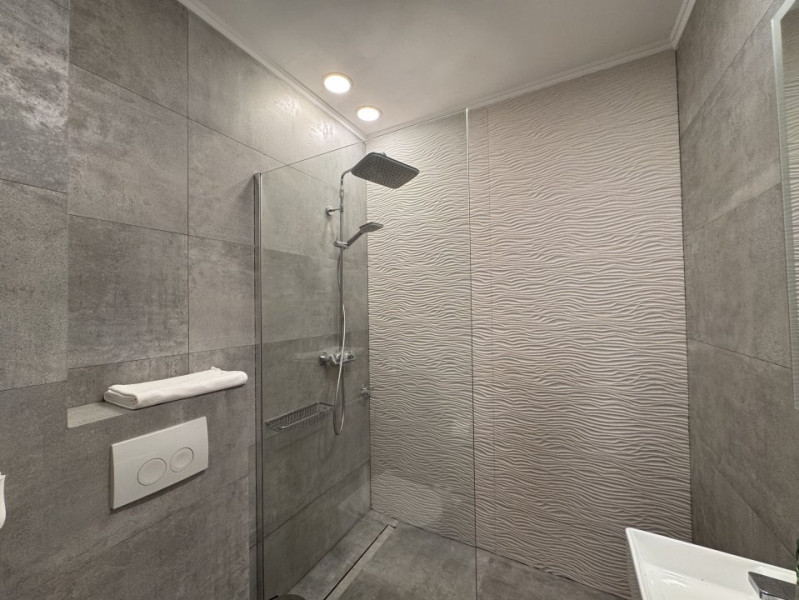 Apartament cu curte proprie de 90 mp în Herăstrău – La prima închiriere!