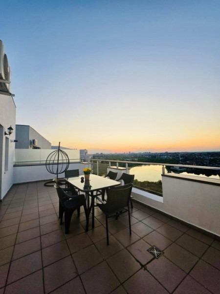 PENTHOUSE TERASA PANORAMICA SI PRIVESLISTE SPRE LAC | DOBROESTI ESTIC PARK