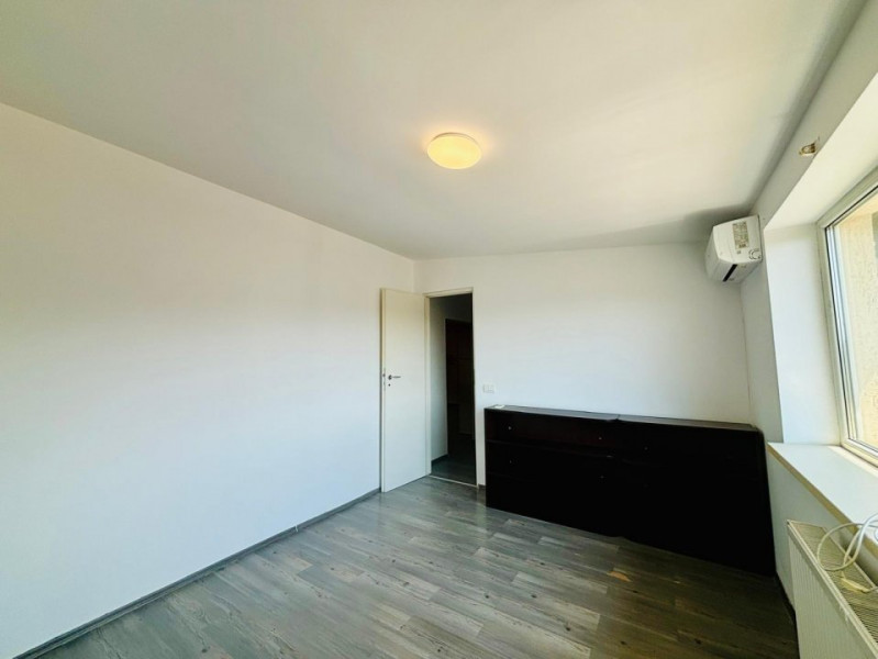 4 CAMERE TIP MANSARDA | TERASA 30 MP | DRESSING DEDICAT | BOXA