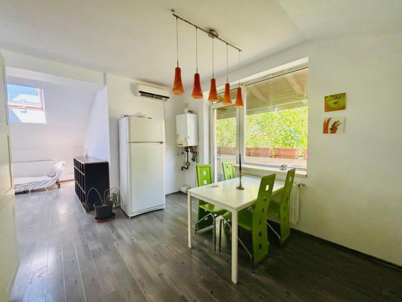 4 CAMERE TIP MANSARDA | TERASA 30 MP | DRESSING DEDICAT | BOXA