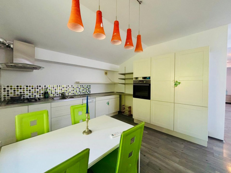 4 CAMERE TIP MANSARDA | TERASA 30 MP | DRESSING DEDICAT | BOXA