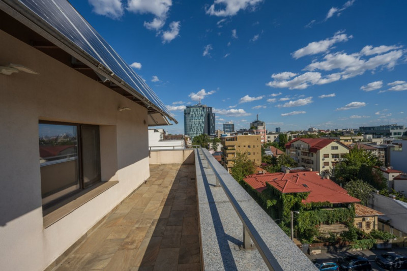 CLĂDIRE DE BIROURI – IMOBIL EMBLEMATIC ÎN ZONA KISELEFF – AVIATORILOR!