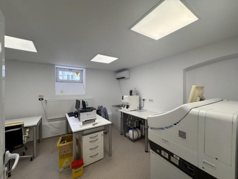 SEGMENT MEDICAL - 2 IMOBILE DOROBANTI / PARCARI / OPORTUNITATE !