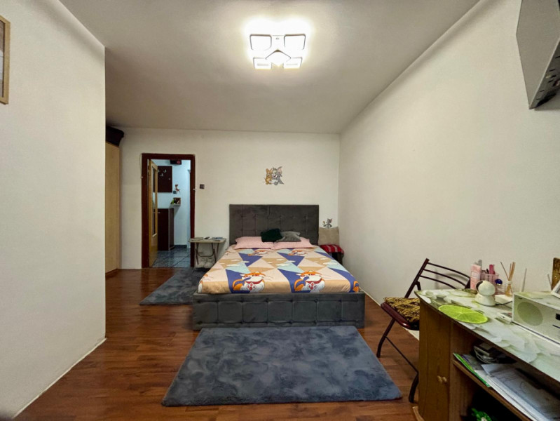 Garsoniera | Bloc mixt | 10 minute metrou 1 Decembrie