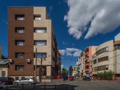 SPATIU DE BIROURI  ÎN ZONA KISELEFF – AVIATORILOR!