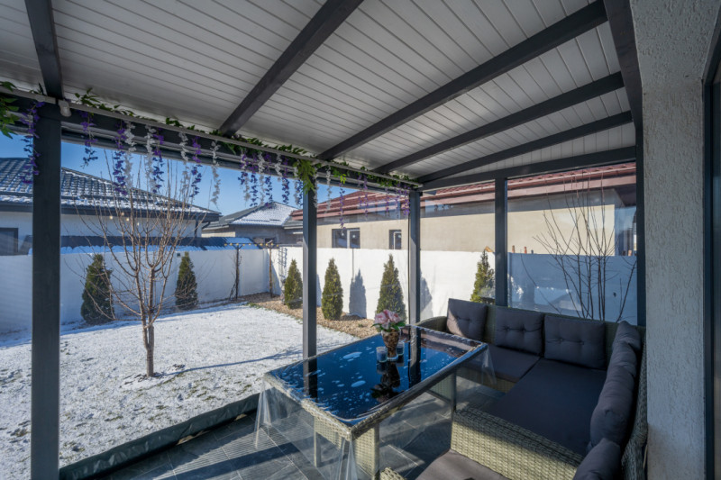 Casă pe parter, curte matură, complex liniștit – Clinceni !