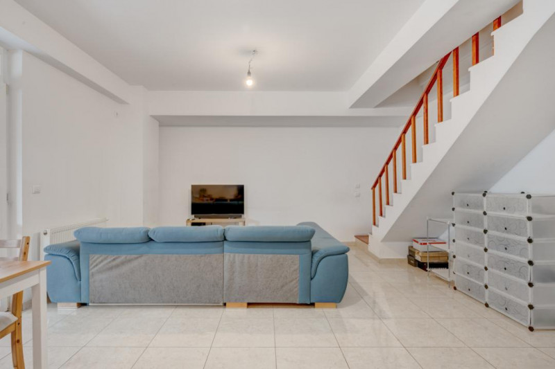Duplex 4 camere pe două niveluri, terasă și parcare subterană | Titan