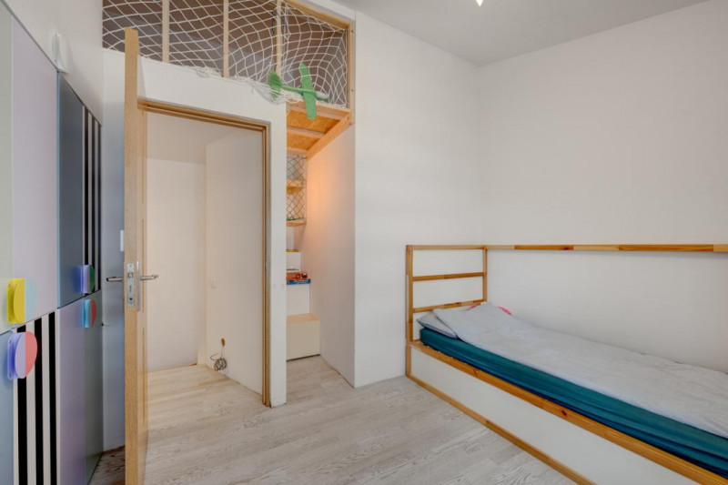 Duplex 4 camere pe două niveluri, terasă și parcare subterană | Titan