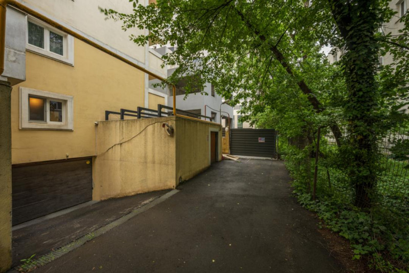Duplex 4 camere pe două niveluri, terasă și parcare subterană | Titan