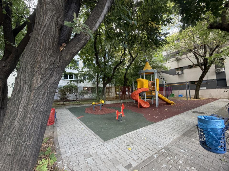 Apartament renovat și mobilat nou | Prima închiriere | Lângă metrou și Sun Plaza