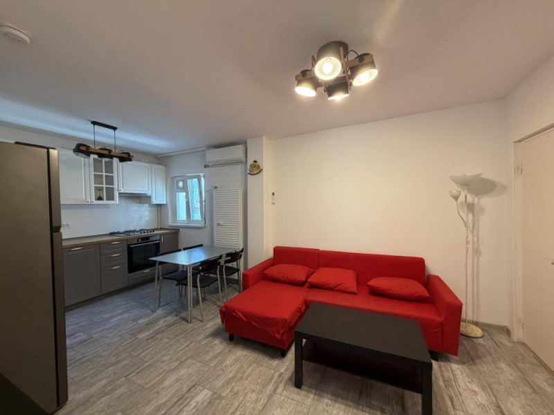 Apartament renovat și mobilat nou | Prima închiriere | Lângă metrou și Sun Plaza