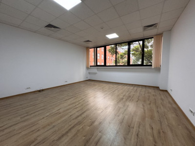 COTROCENI BUSINESS CENTER /DISPONIBILITATI 100-130 MP / ACCES STRADAL / METROU