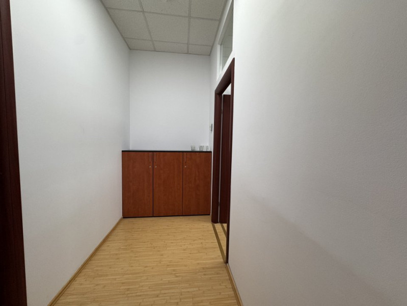 COTROCENI BUSINESS CENTER / ACCES STRADAL / METROU / DISPONIBIL !