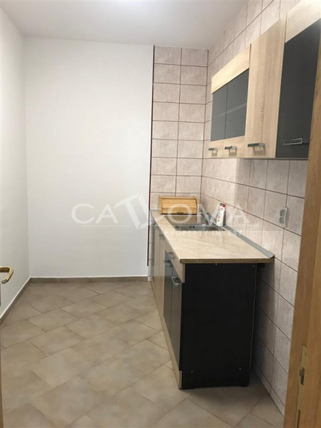 APARTAMENT 4 CAMERE IN VILA / STEFAN CEL MARE / POLONA / DINAMO