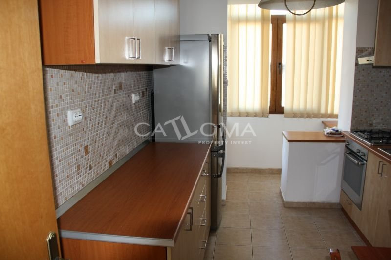Apartament CENTRAL in vila VICTORIEI