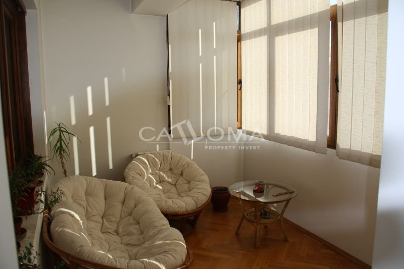 Apartament CENTRAL in vila VICTORIEI
