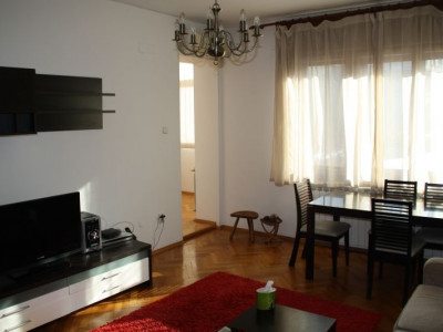 Apartament CENTRAL in vila VICTORIEI