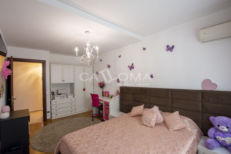 Apartament cu 4 camere in zona Kiseleff-Arcul de Triumf